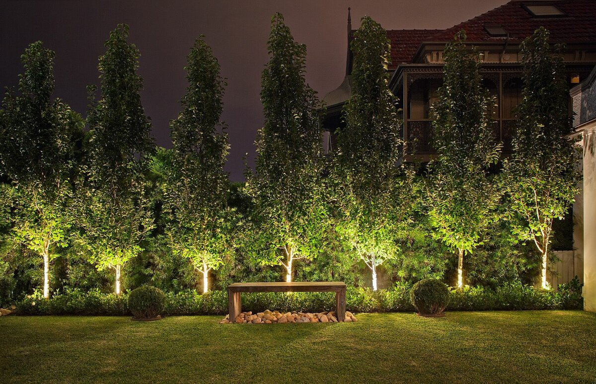 Освещение сада. Как выбрать освещение для ландшафтного дизайна в саду?