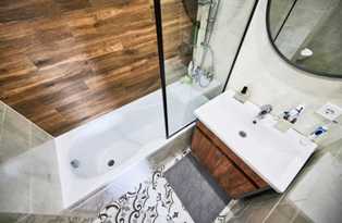 Какой тип канализации лучше использовать для современной ванной комнаты?