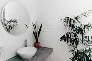 Керамическая плитка в ванной: как подчеркнуть ее преимущества